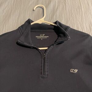 Like new Vineyard Vines Size Youth Large Navy Blue Pullover